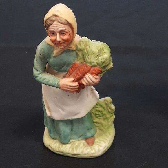 Vintage set of old lady with carrots and old man with carrots - Picture 5 of 9